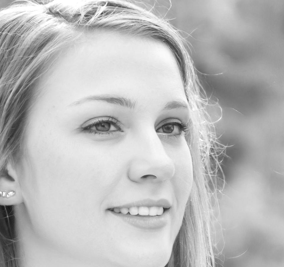 Elena Thorne, Founder of Botanical Blends